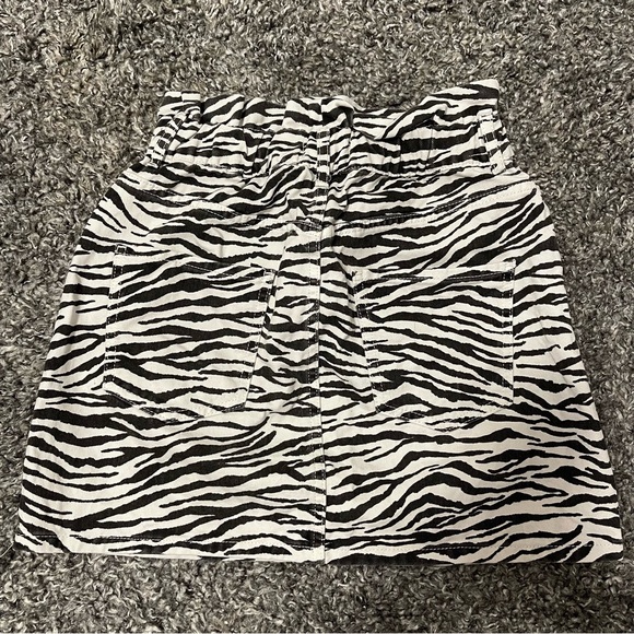 zara zebra print skirt - Picture 2 of 5